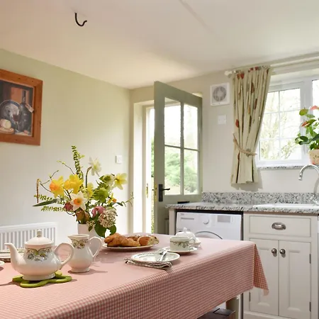Manor House * Pickhil